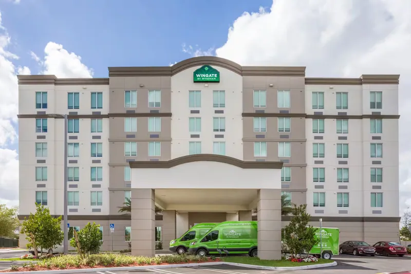 Wingate Doral