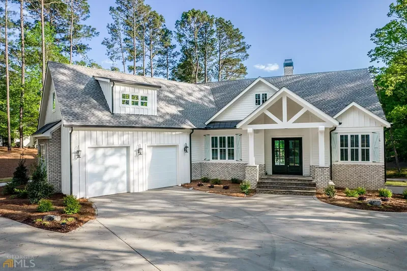 1301 Pinehurst Dr. at The Harbor Club